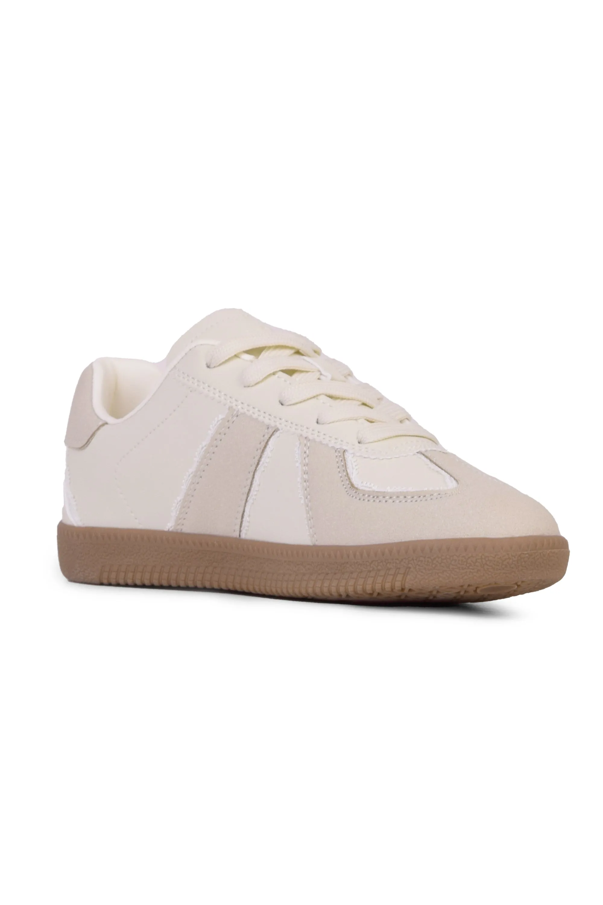 01-5150 Comfy Flat Sneaker