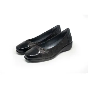 Barani Textured Leather Pumps With Micro Wedge 8948-128TX Black