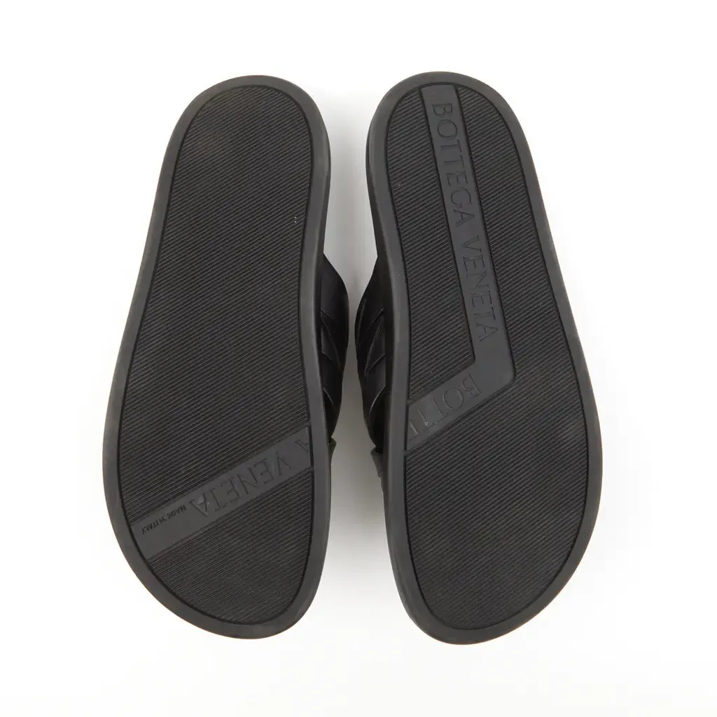 Bottega Veneta Leather Flip Flops