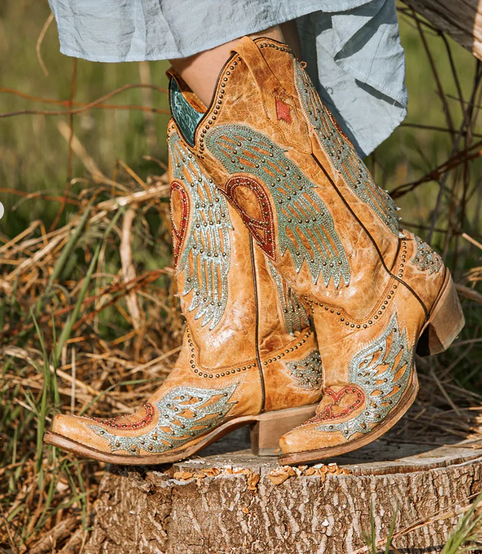 Corral Ladies Heart and Wings Overlay Boots Style A4235