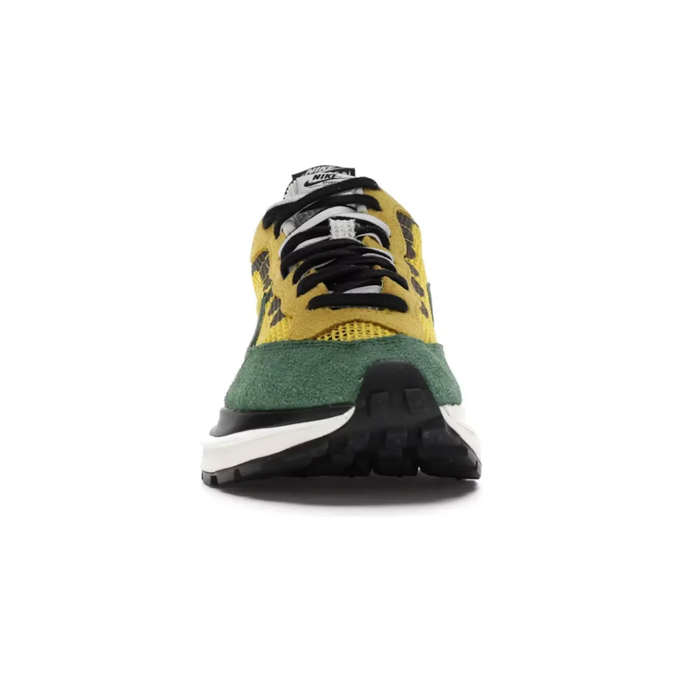 Nike Vaporwaffle sacai Tour Yellow Stadium Green