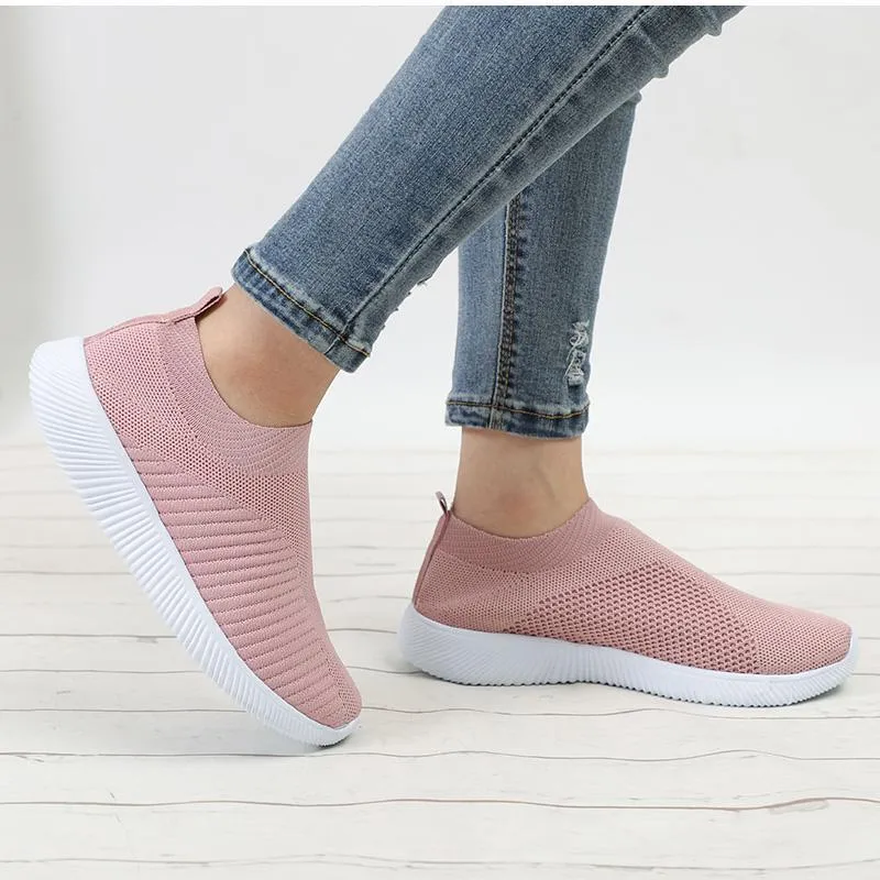 Women's lightweight breathable knitting sneakers slip on sneakers elastic cloth best shoes for walking